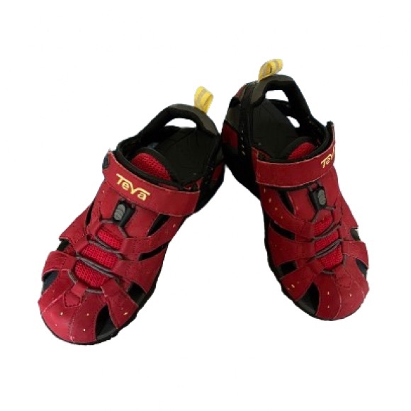 Teva Closed Toe Outdoor Red Hike Barefoot Sports Sandals Size 6 - Picture 3 of 5
